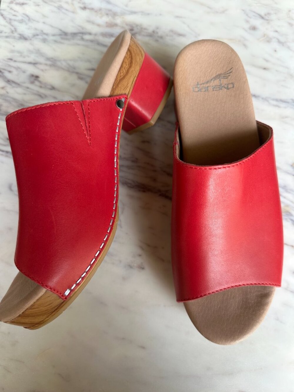 Dansko Maci Slide Mule Clog Sandal Raspberry Pink Leather Open Toe US 7.5 EU38